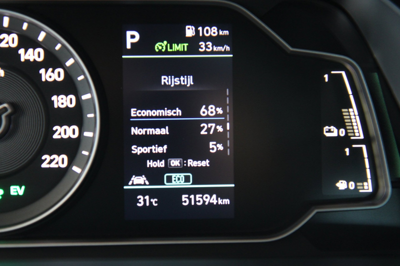 Hyundai IONIQ 1.6 GDi i-Motion - Plus CarPlay Camera ACC !! — photo 16