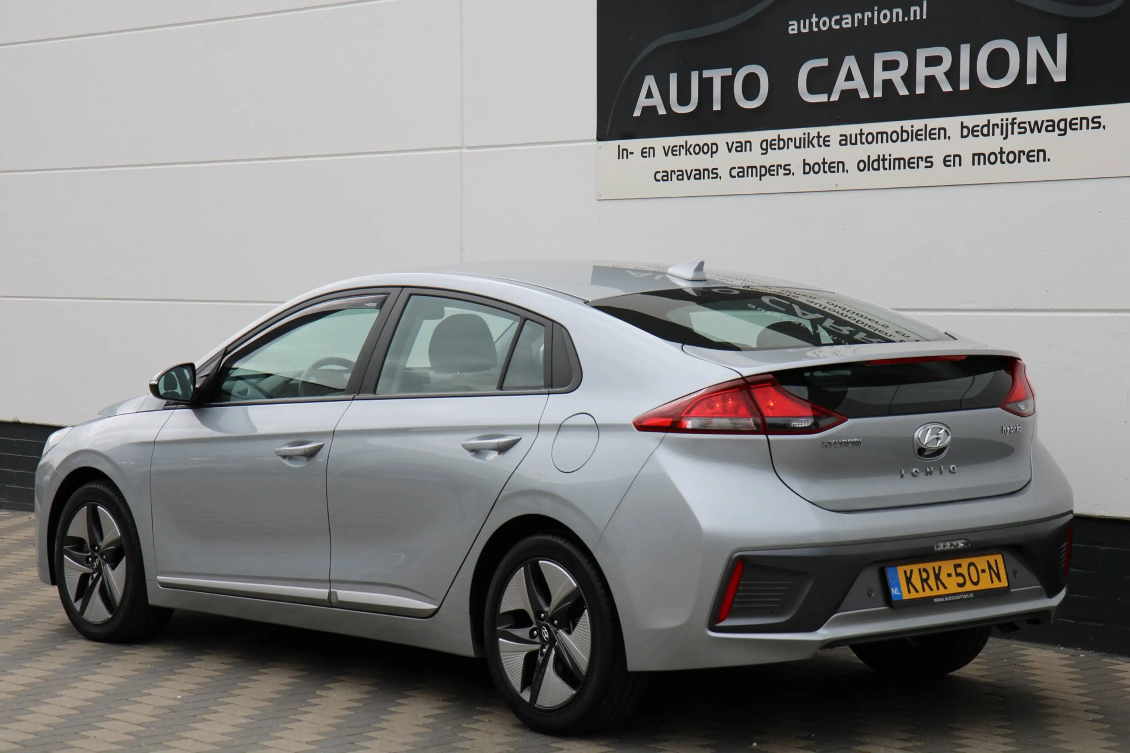 Hyundai IONIQ 1.6 GDi i-Motion - Plus CarPlay Camera ACC !! — photo 7