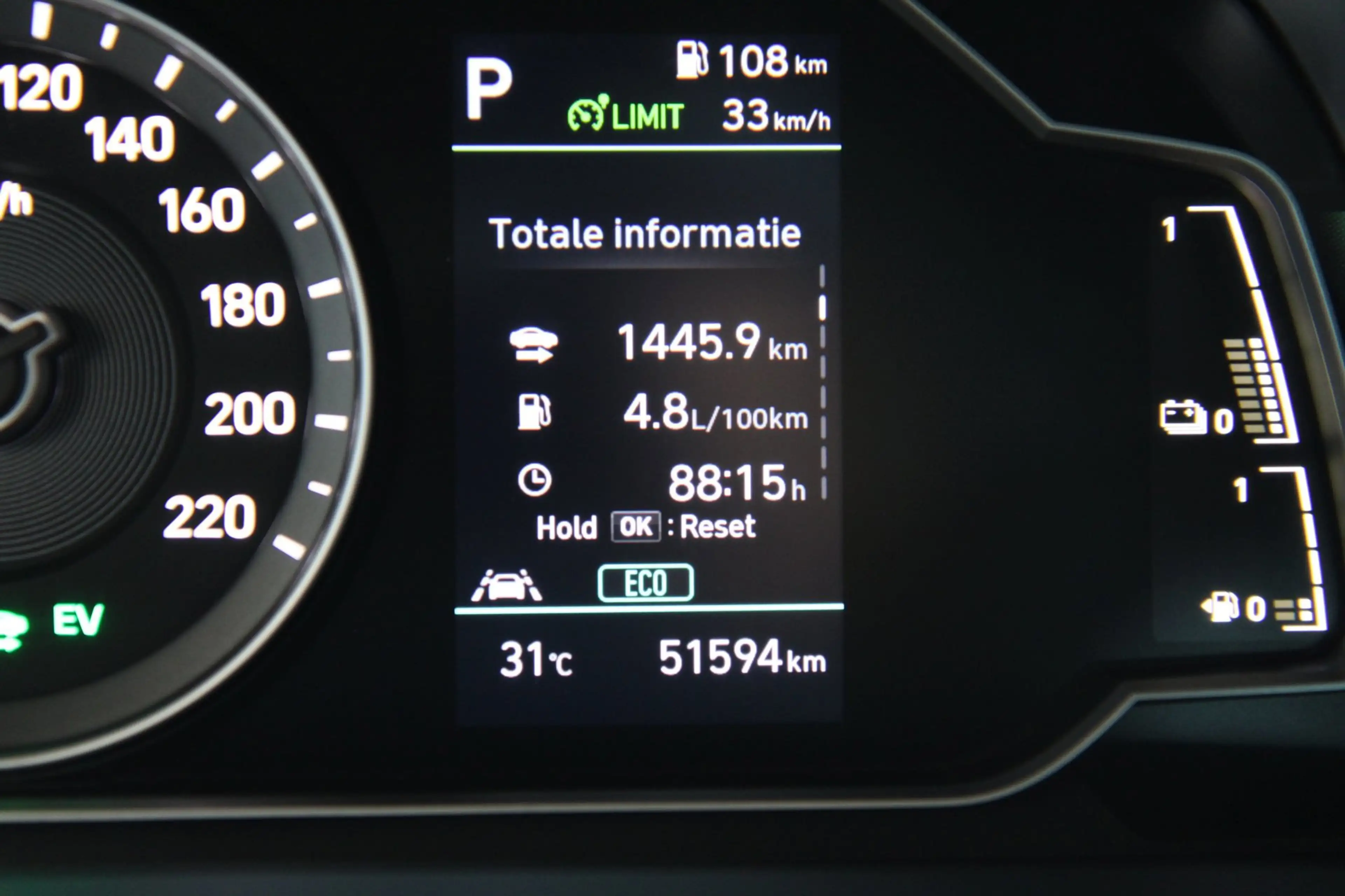 Hyundai IONIQ 1.6 GDi i-Motion - Plus CarPlay Camera ACC !! — photo 15