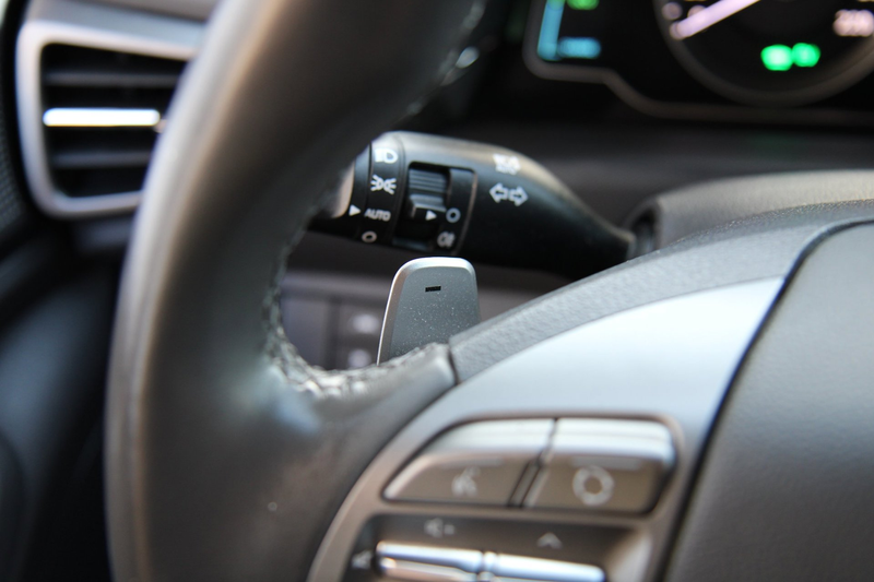 Hyundai IONIQ 1.6 GDi i-Motion - Plus CarPlay Camera ACC !! — photo 23