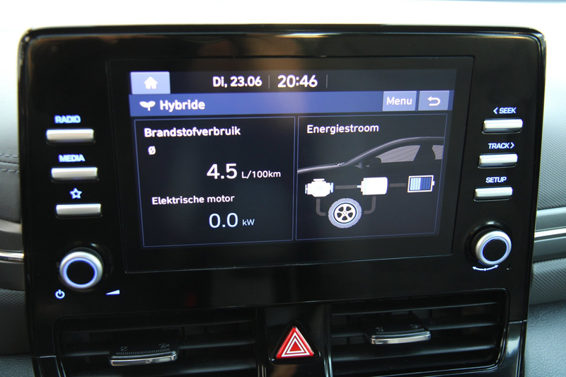 Hyundai IONIQ 1.6 GDi i-Motion - Plus CarPlay Camera ACC !! — photo 40