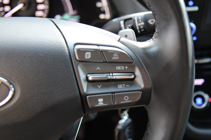 Hyundai IONIQ 1.6 GDi i-Motion - Plus CarPlay Camera ACC !! — photo 25