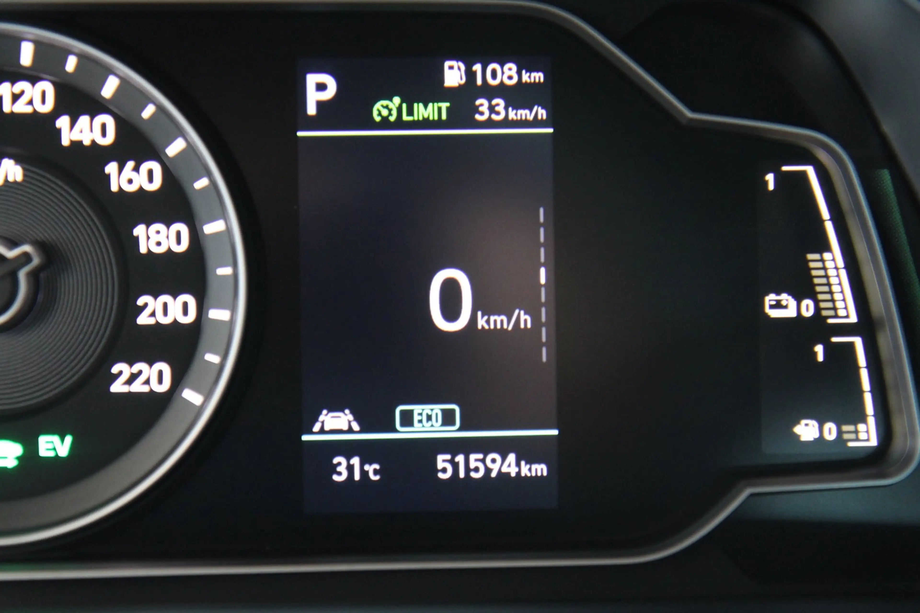 Hyundai IONIQ 1.6 GDi i-Motion - Plus CarPlay Camera ACC !! — photo 14