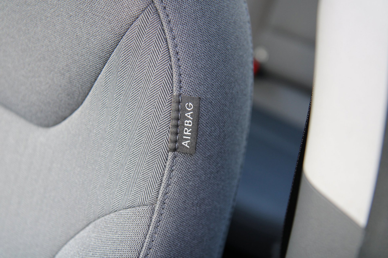 Hyundai IONIQ 1.6 GDi i-Motion - Plus CarPlay Camera ACC !! — photo 11