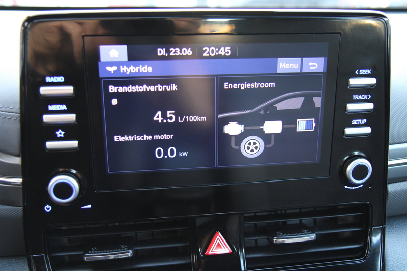 Hyundai IONIQ 1.6 GDi i-Motion - Plus CarPlay Camera ACC !! — photo 39