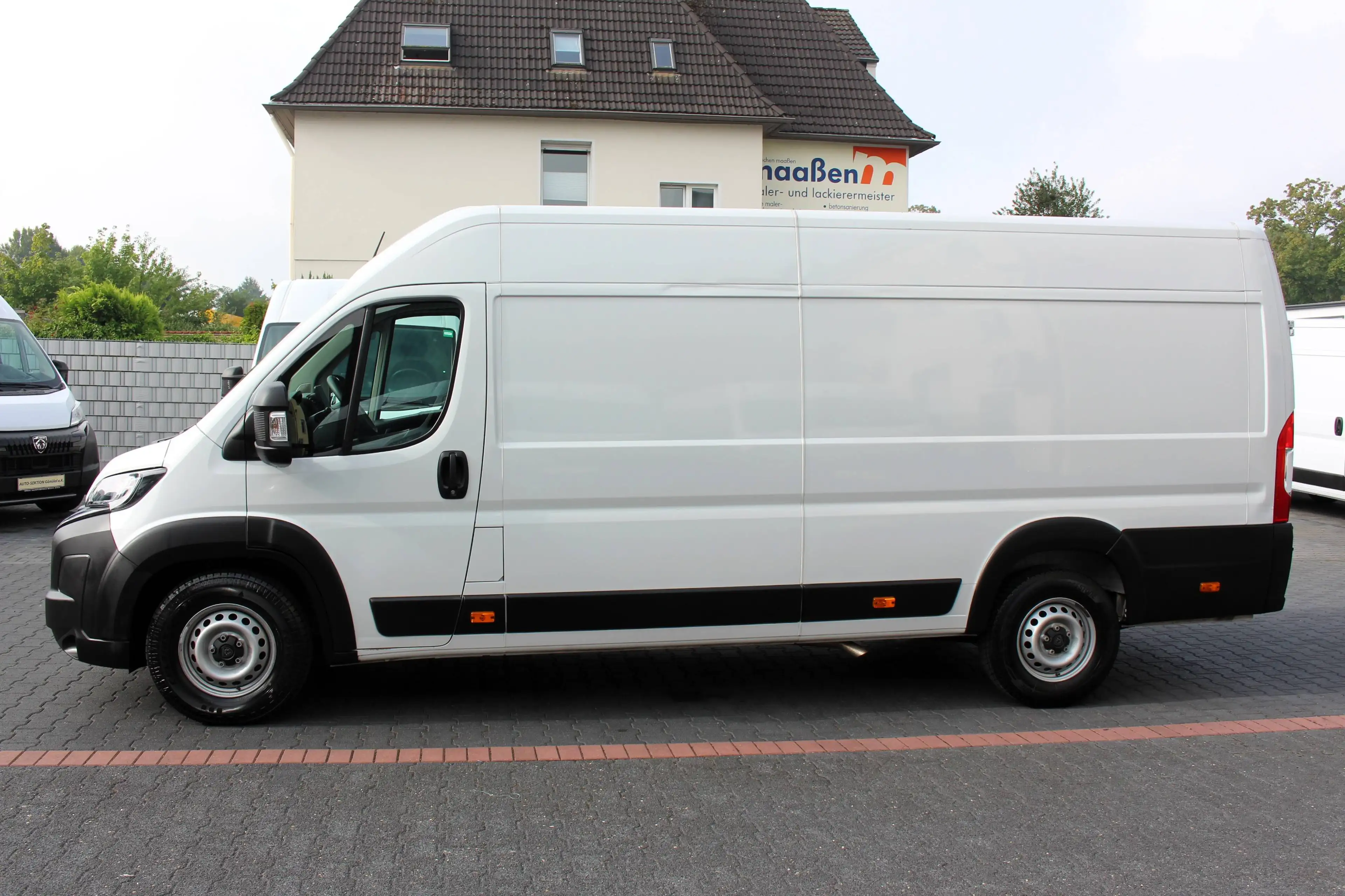 Peugeot Boxer 35 L4H2 180 Automatik*Klima*Navi*Temp*Holz — photo 8