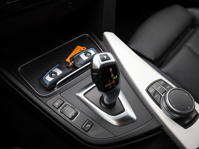 BMW 318 3-serie Touring 318i M Sport Edition | Head Up | E — photo 34