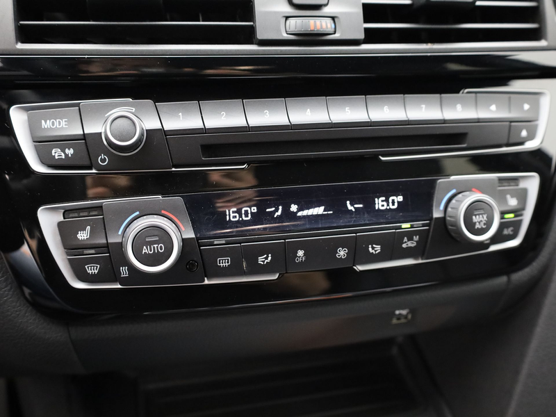 BMW 318 3-serie Touring 318i M Sport Edition | Head Up | E — photo 14