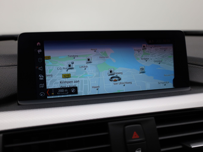 BMW 318 3-serie Touring 318i M Sport Edition | Head Up | E — photo 9
