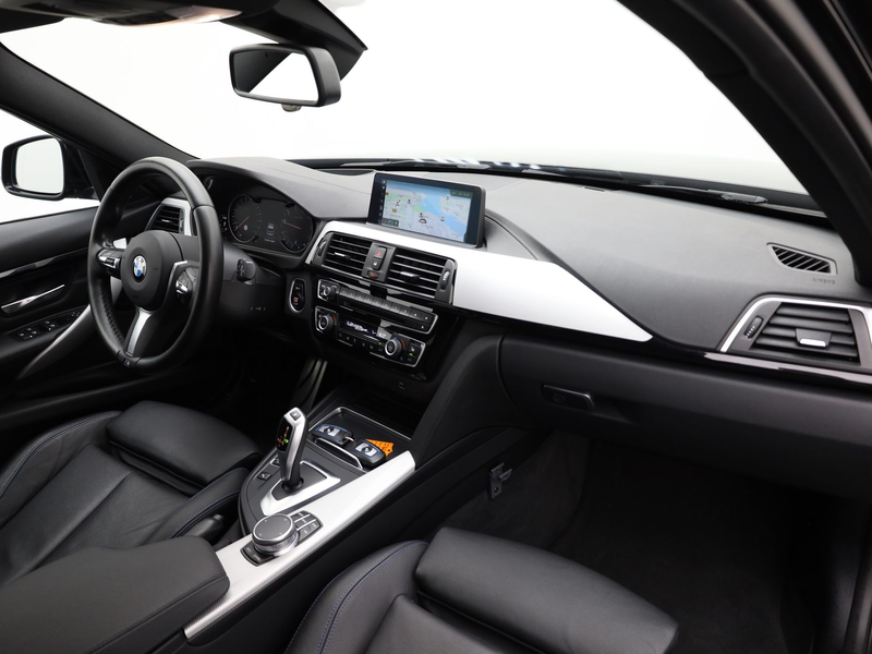 BMW 318 3-serie Touring 318i M Sport Edition | Head Up | E — photo 26