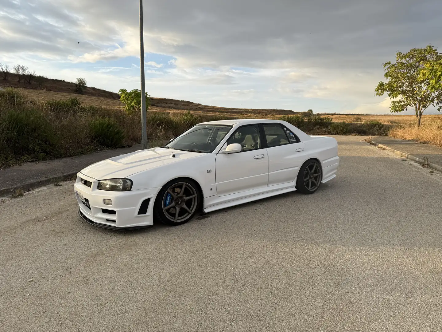 Nissan Skyline - 1