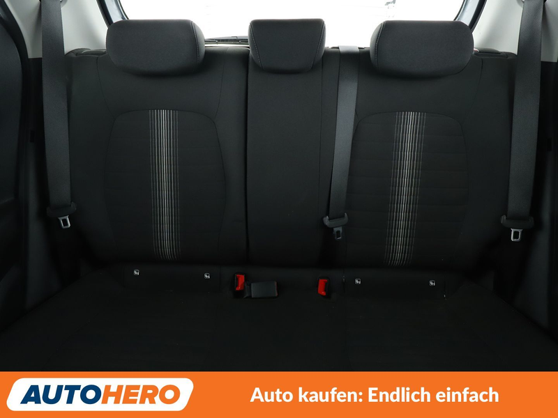 Hyundai i10 1.0 Trend*NAVI*SPUR*CAM*PDC*SHZ*KLIMA*TEMPO* — photo 15
