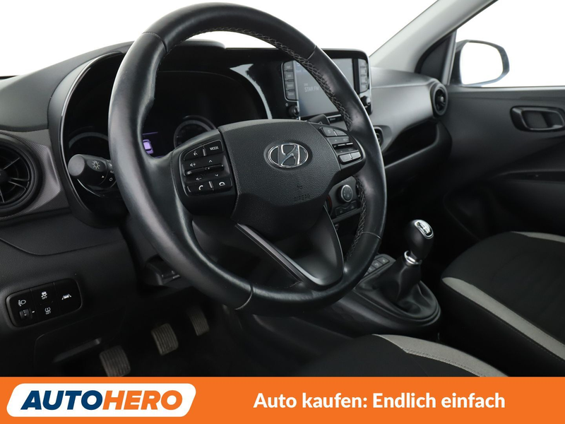 Hyundai i10 1.0 Trend*NAVI*SPUR*CAM*PDC*SHZ*KLIMA*TEMPO* — photo 10