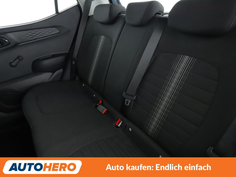 Hyundai i10 1.0 Trend*NAVI*SPUR*CAM*PDC*SHZ*KLIMA*TEMPO* — photo 14