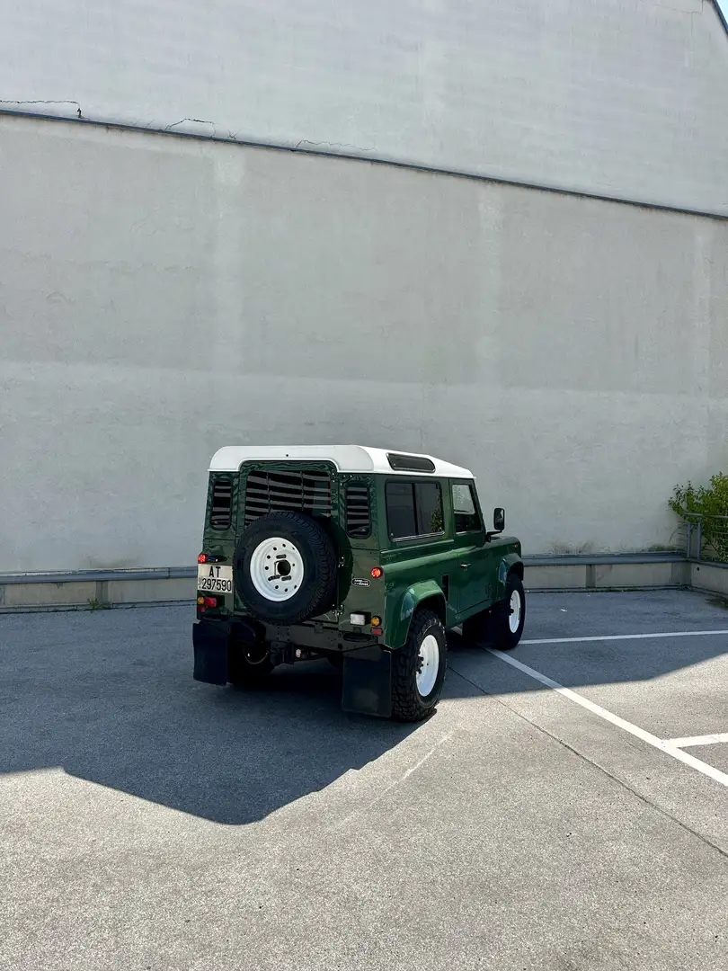 Land Rover Defender 90 Vert - 2
