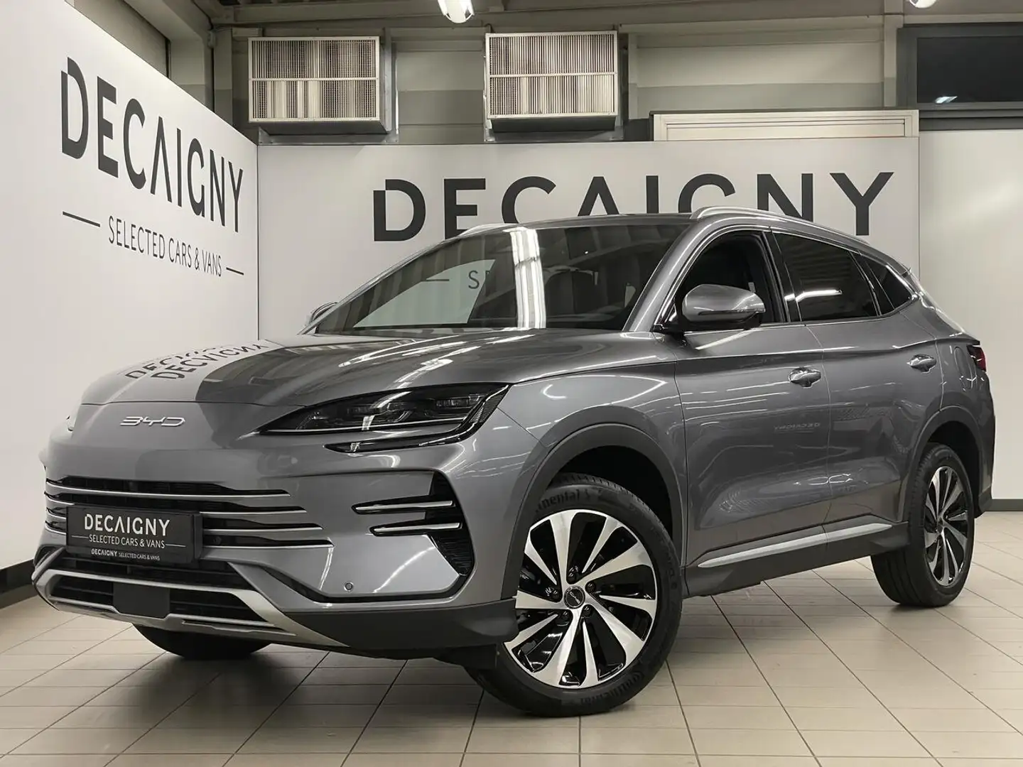 BYD Seal U DM-i Boost Gris - 1