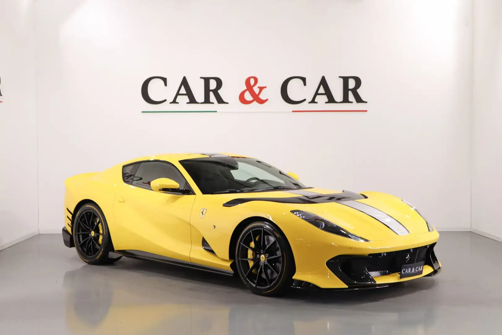 Ferrari 812 1 of 999 Gelb - 1