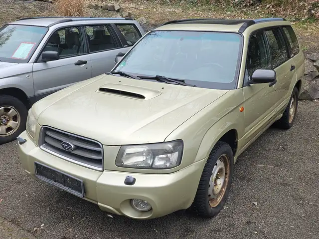 Subaru Forester 2.0X Turbo *Teileträger*