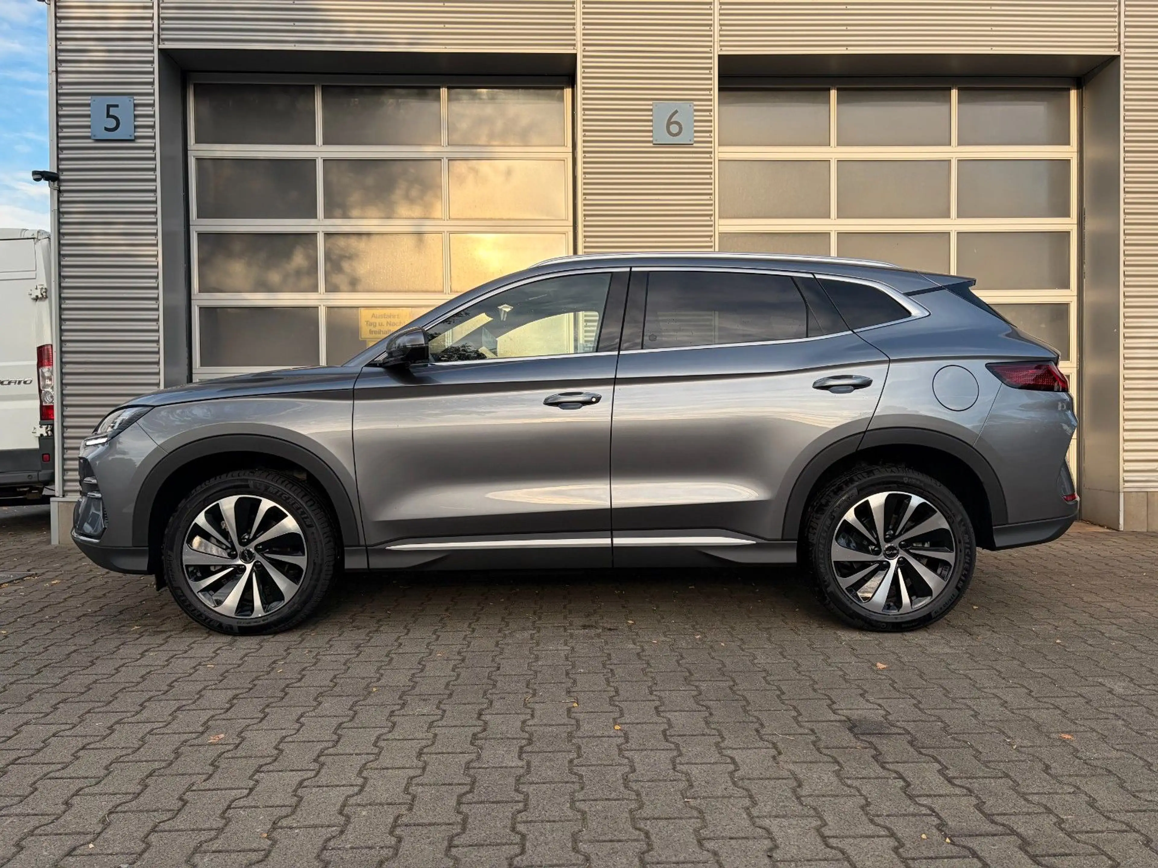 BYD Seal U 1.5 DM-i PHEV 238 kW Design — photo 4