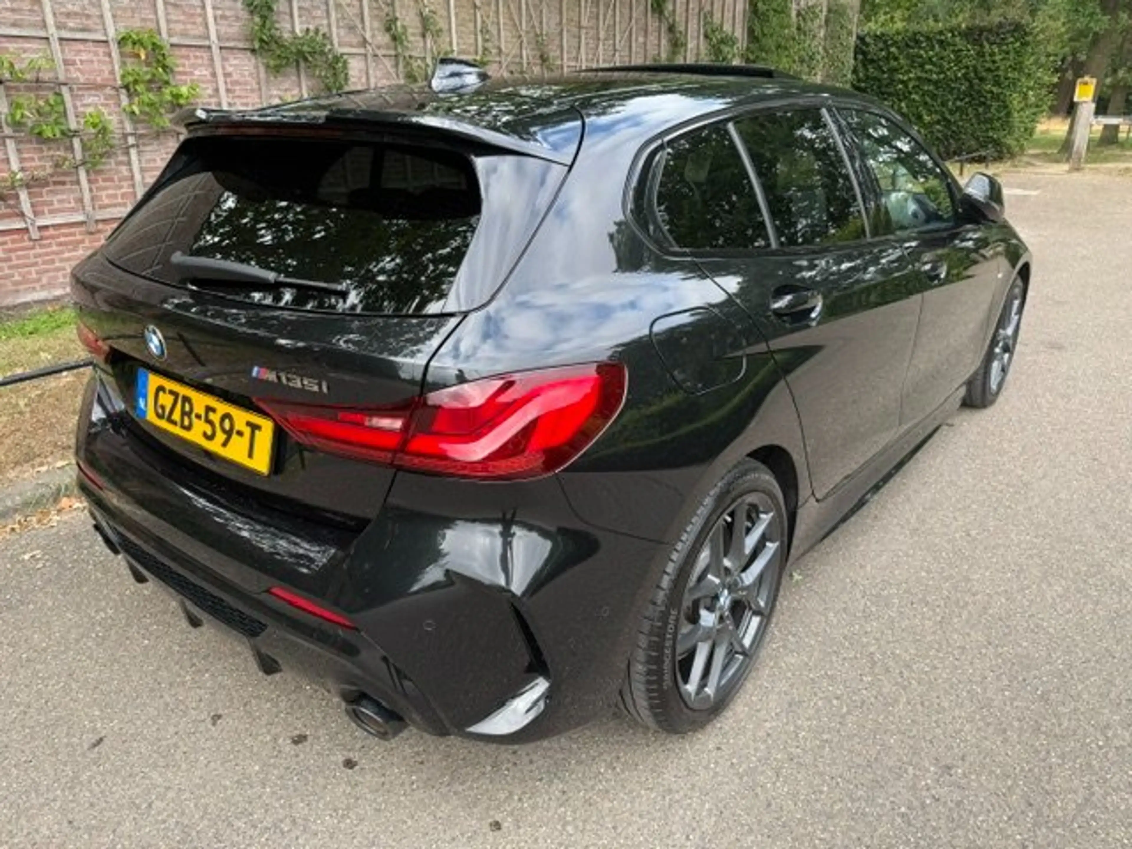 BMW 135 xD. High Exec — photo 11