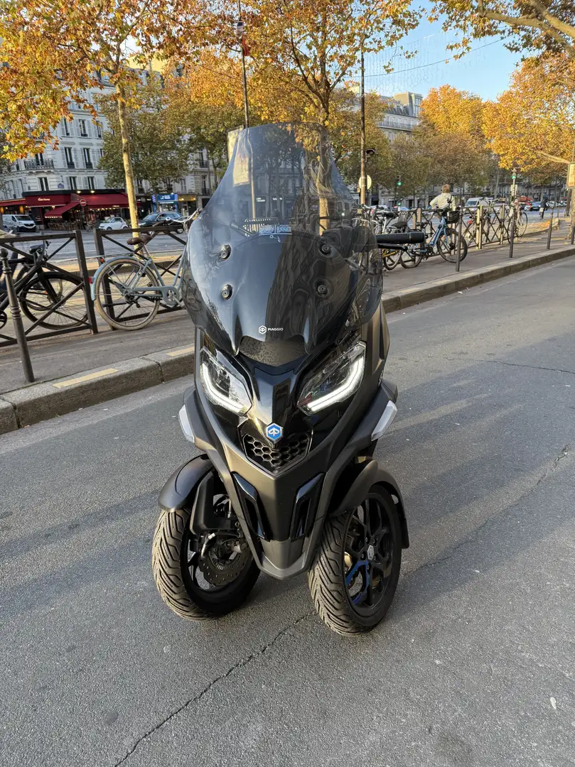 Piaggio MP3 400 Noir - 2