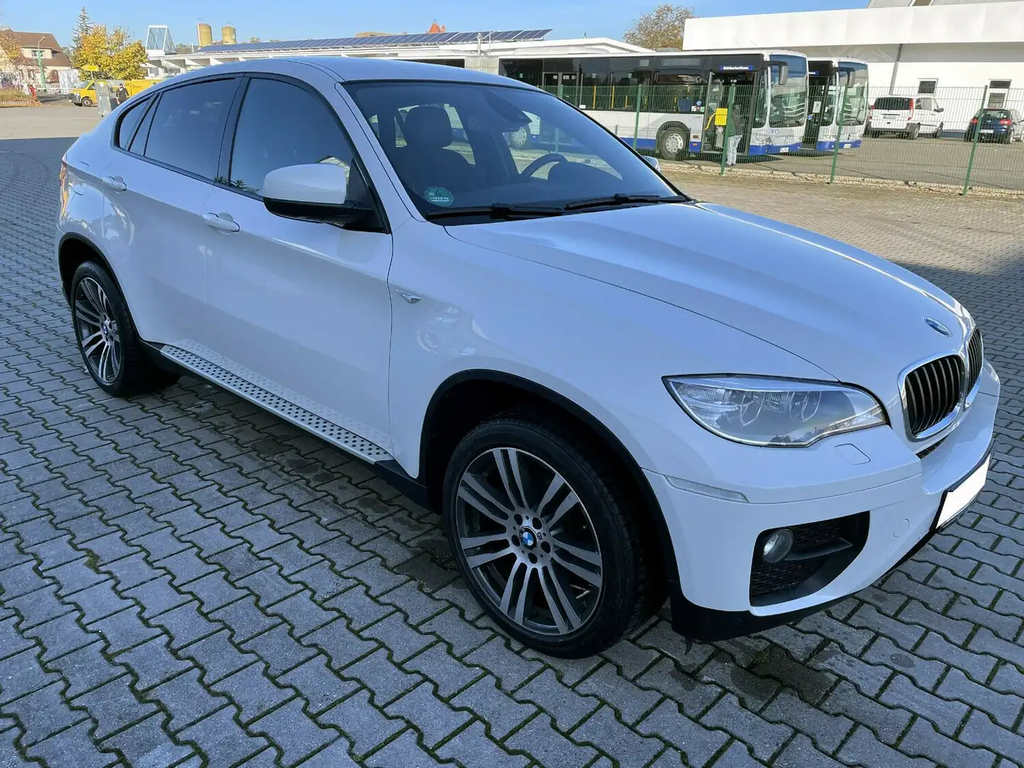 BMW X6 Baureihe X6 xDrive30d M-Paket Scheckheft gepfl. Blanc - 2