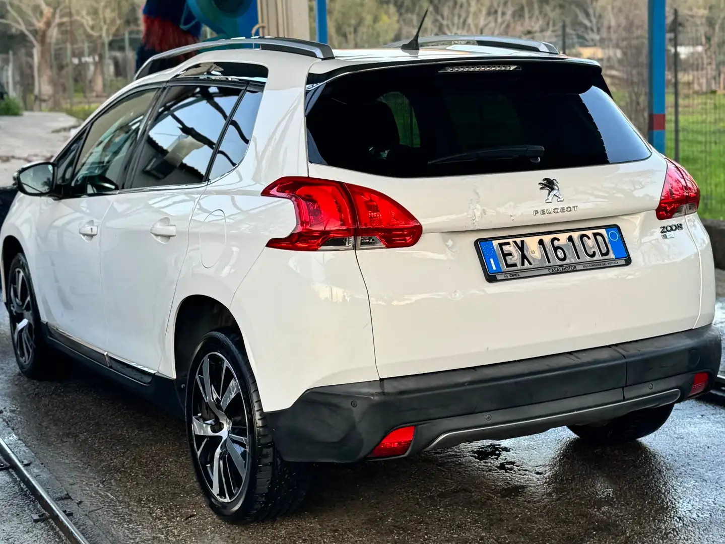 Peugeot 2008 2008 1.6 e-hdi 8v Allure s Blanco - 2