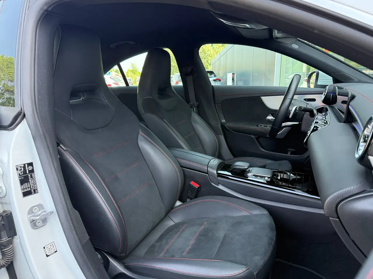 Mercedes-Benz CLA AMG Line / WIDE SCREEN / SFEERVERLICHTING / CAMERA / CARPLAY /, миниатюра 17
