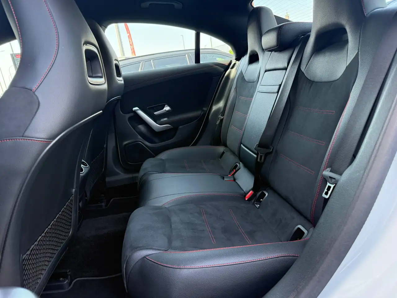 Mercedes-Benz CLA AMG Line / WIDE SCREEN / SFEERVERLICHTING / CAMERA / CARPLAY /, миниатюра 16