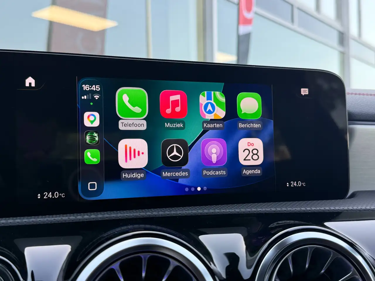 Mercedes-Benz CLA AMG Line / WIDE SCREEN / SFEERVERLICHTING / CAMERA / CARPLAY /, миниатюра 30