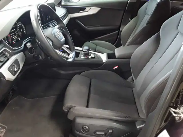 Audi A4 view 3