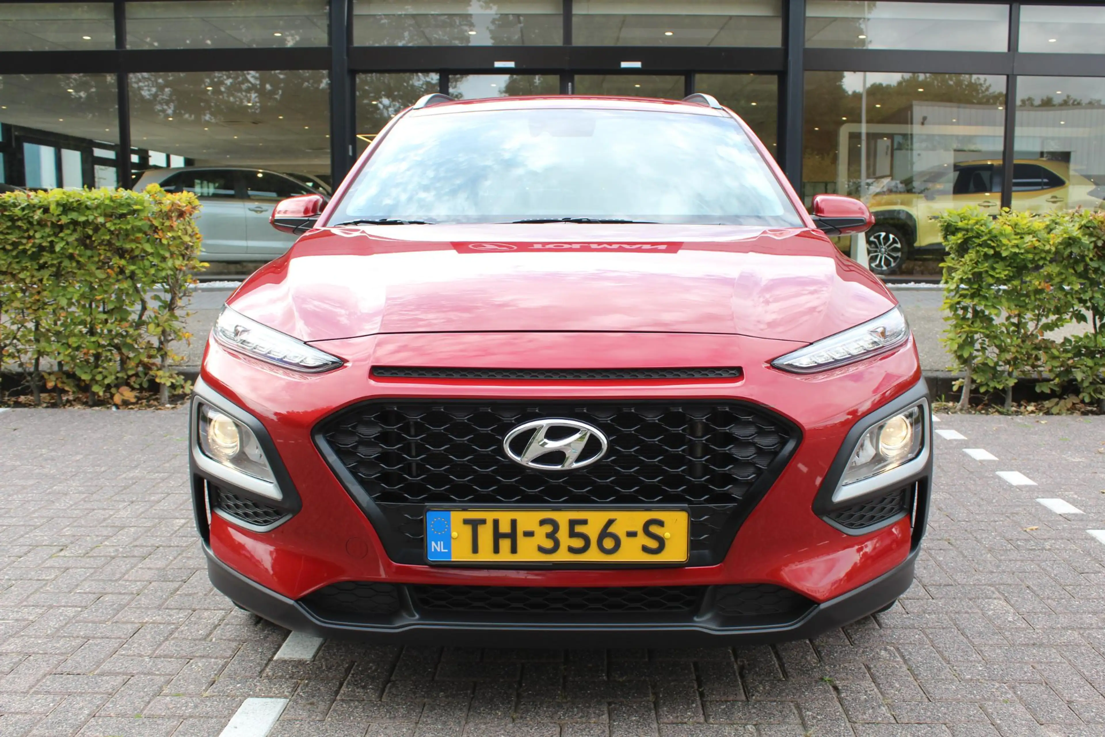 Hyundai KONA 1.0T Comfort — photo 3