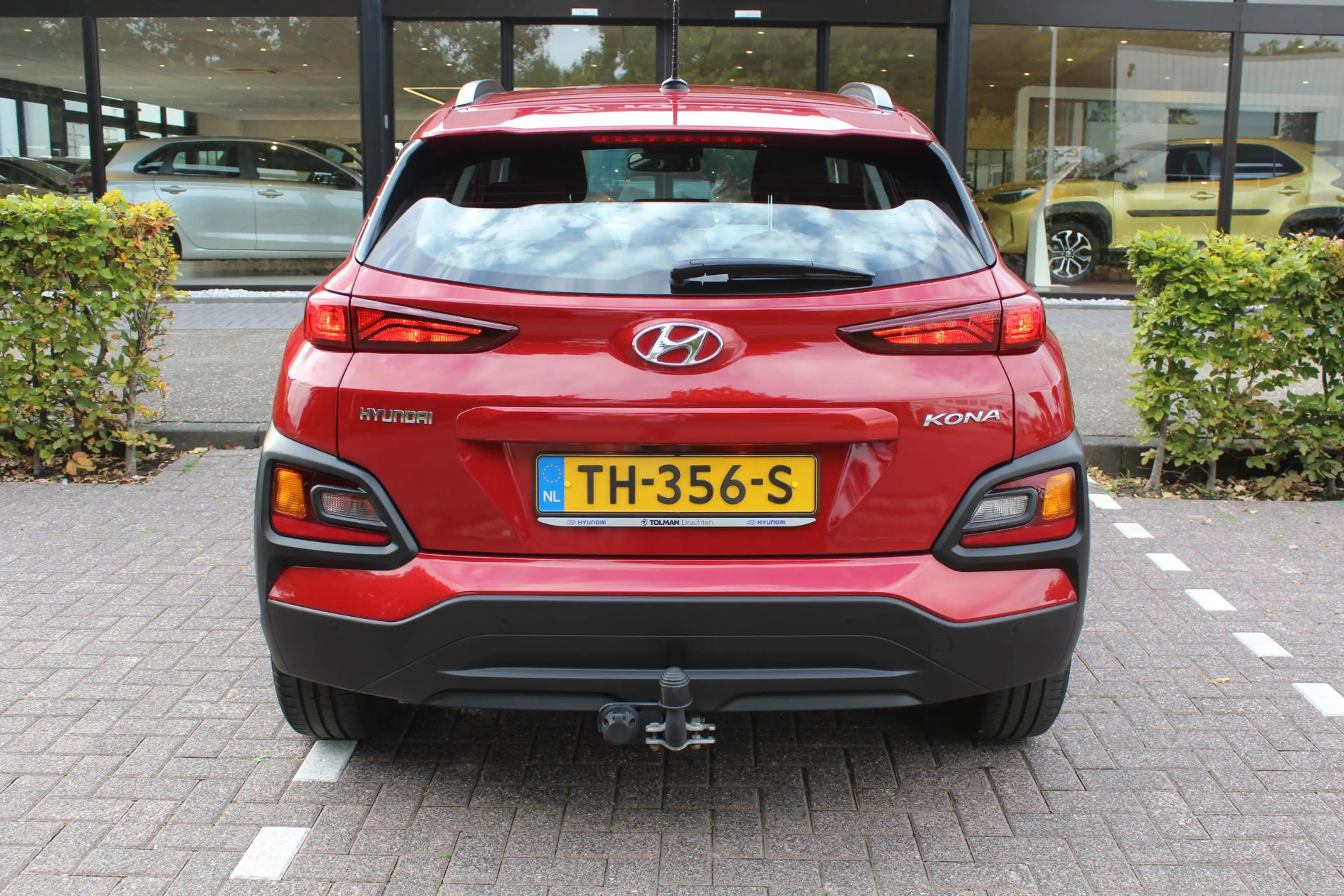Hyundai KONA 1.0T Comfort — photo 9