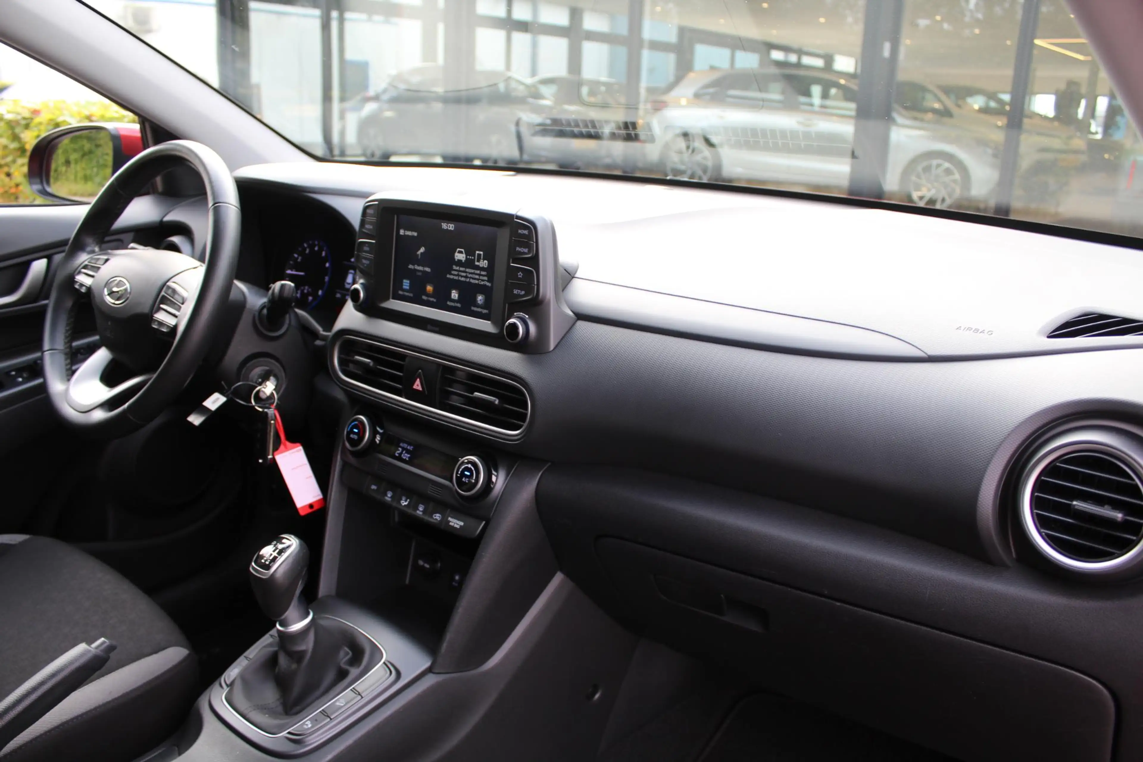 Hyundai KONA 1.0T Comfort — photo 6