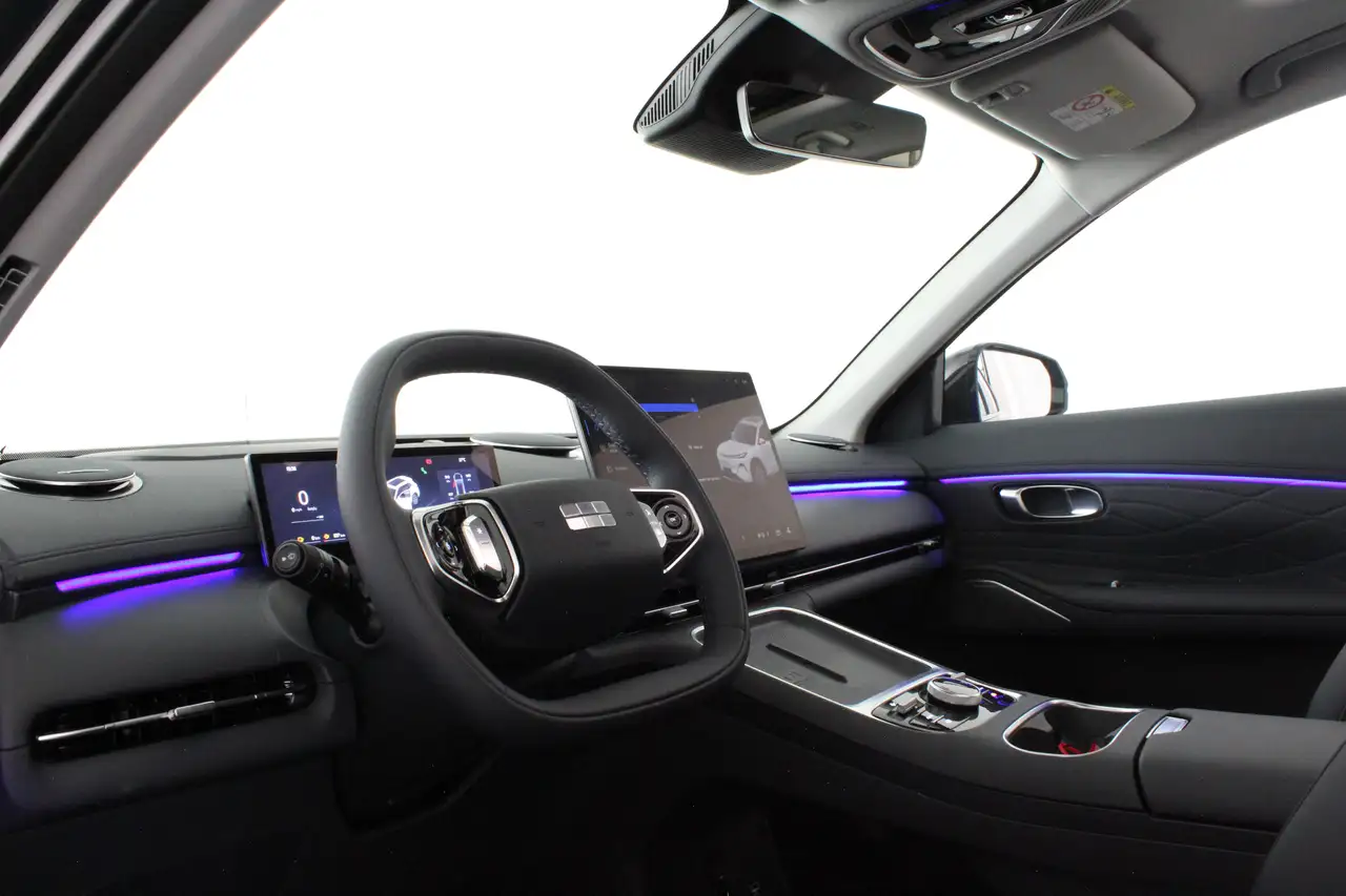 Geely Starray EM-i 2026