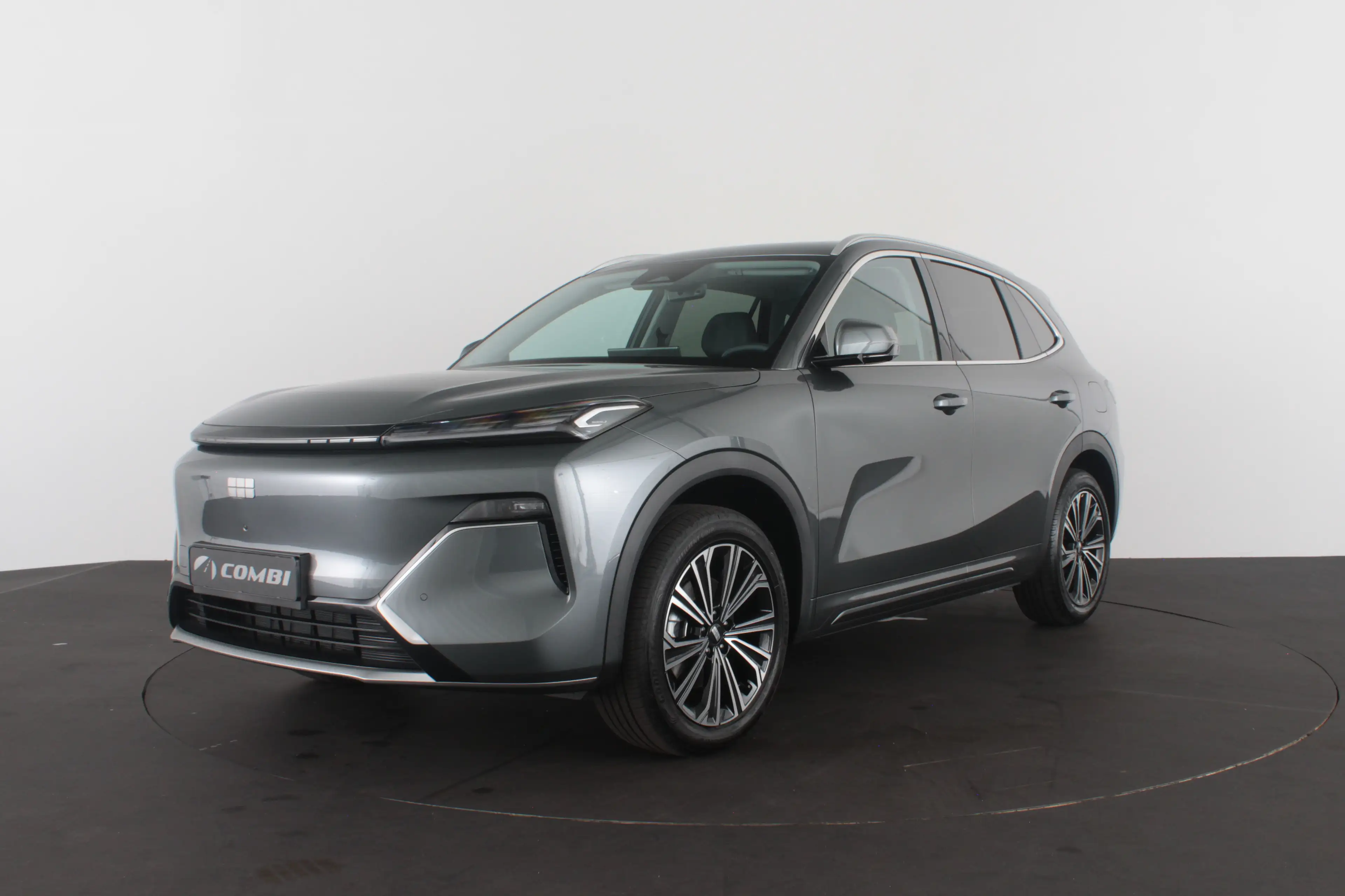 Geely Starray EM-i 1.5 Max+  (136km Elektrisch bereik) WLTP/Pano/Hea — photo 9