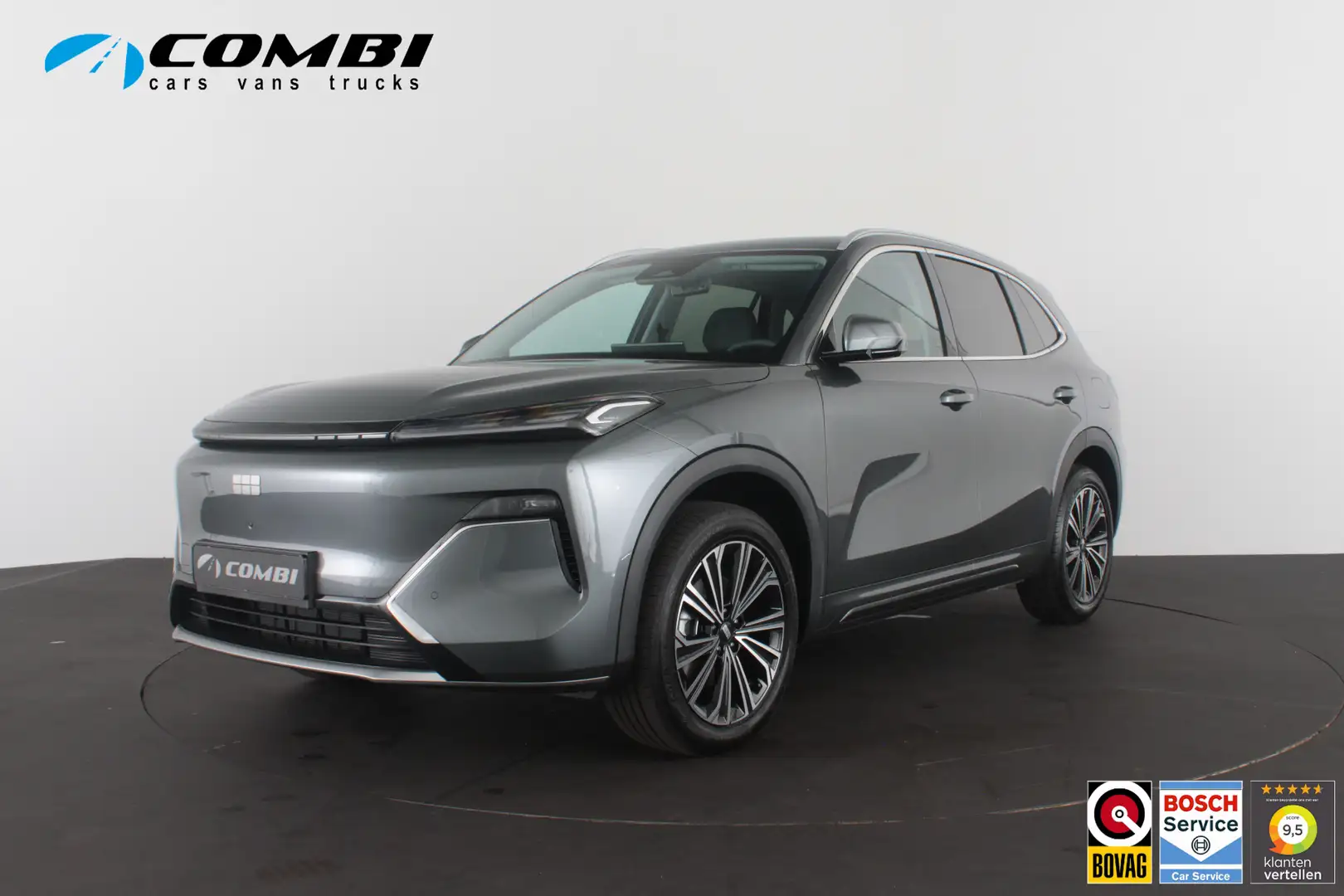 Geely Starray EM-i 1.5 Max+ (136km Elektrisch bereik) WLTP/Pano/Hea Grau - 1