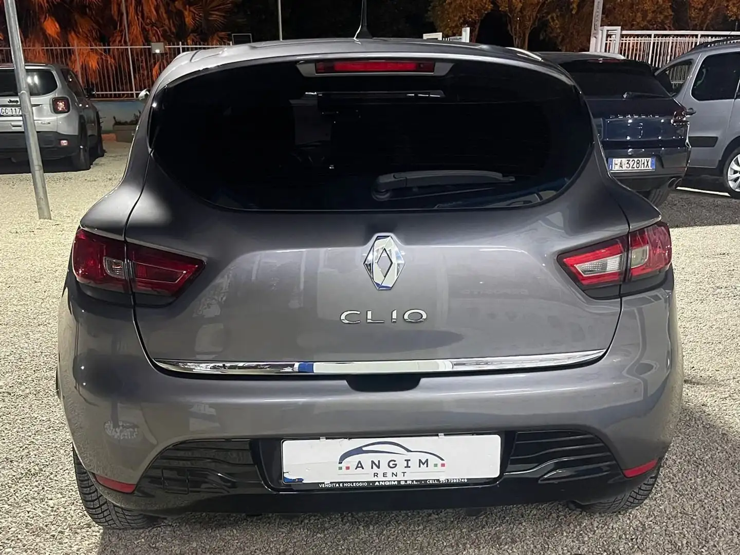 Renault Clio Clio 5p 1.2 Live Gpl 75cv Gris - 2