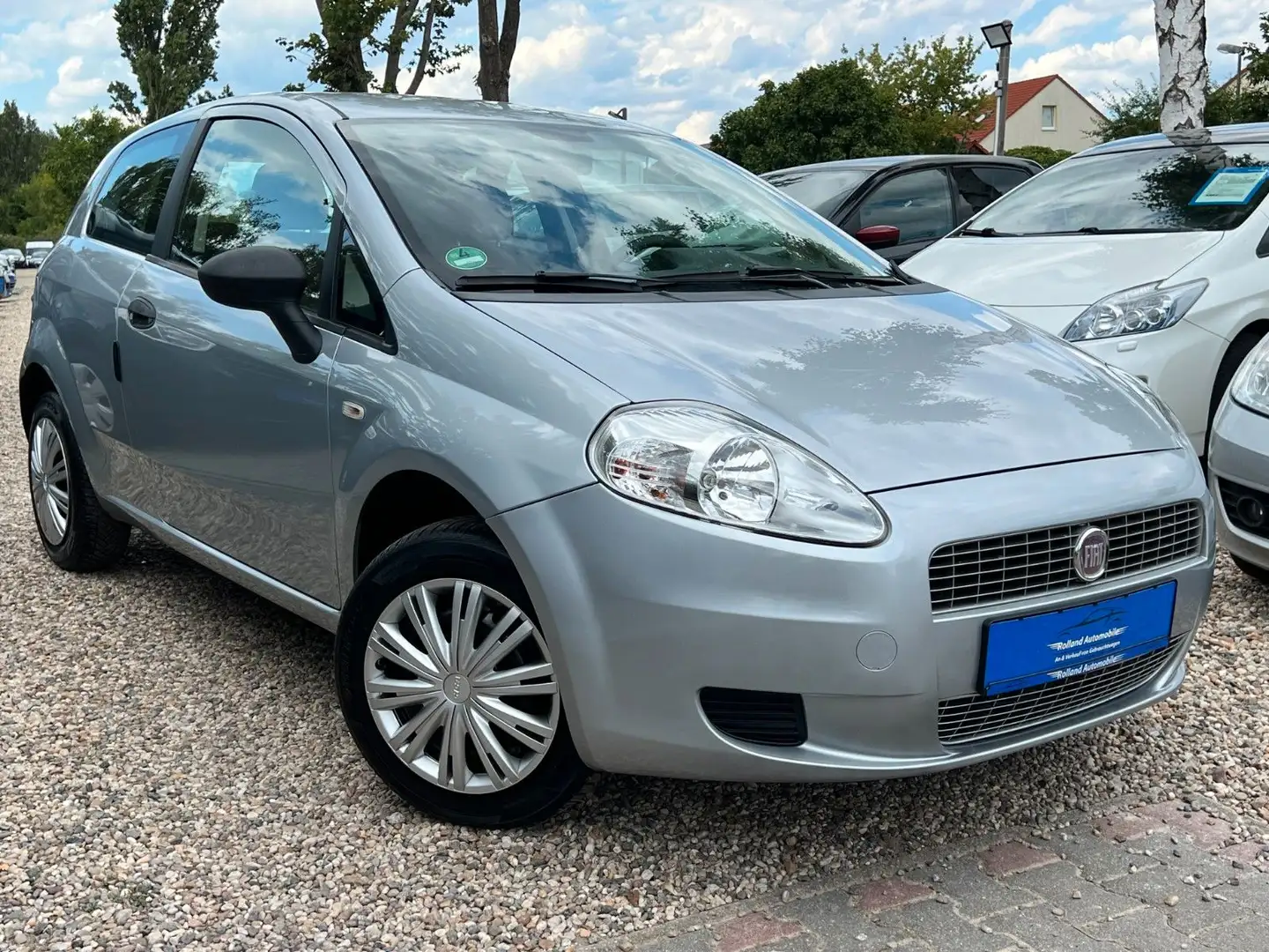 Fiat Grande Punto *1.HD*60.TKM*E-Paket*TÜV NEU Grey - 1