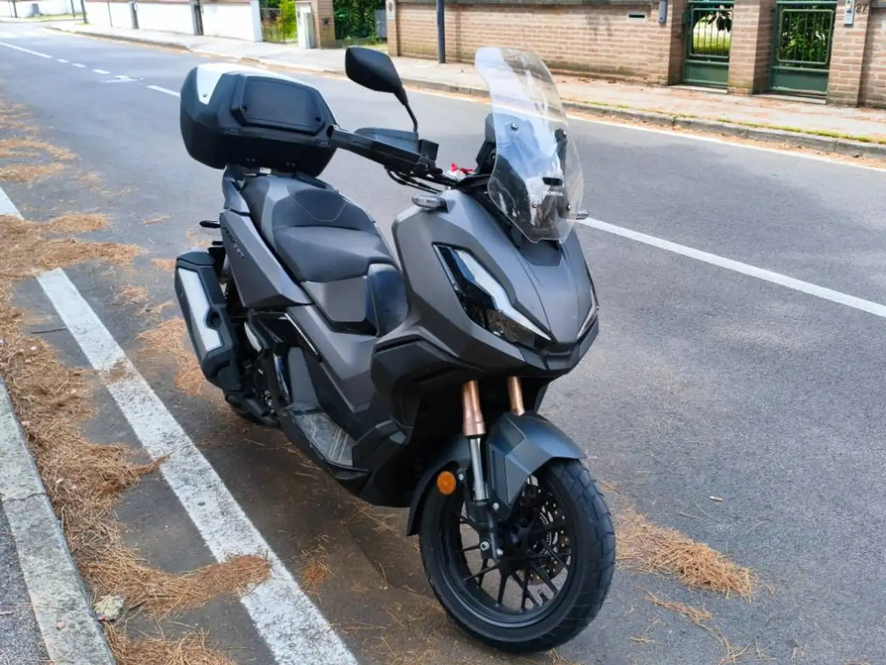 Honda ADV 350