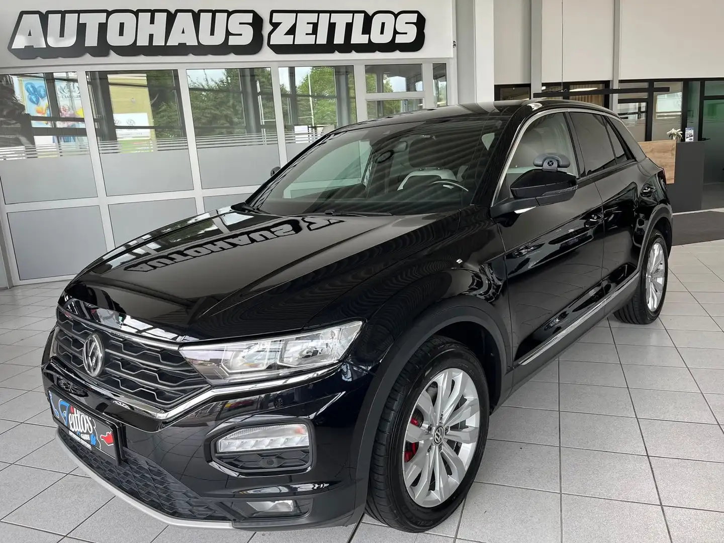 Volkswagen T-Roc 2.0 TDI Sport 4Motion *Fahrschulwagen*AHK* Schwarz - 1