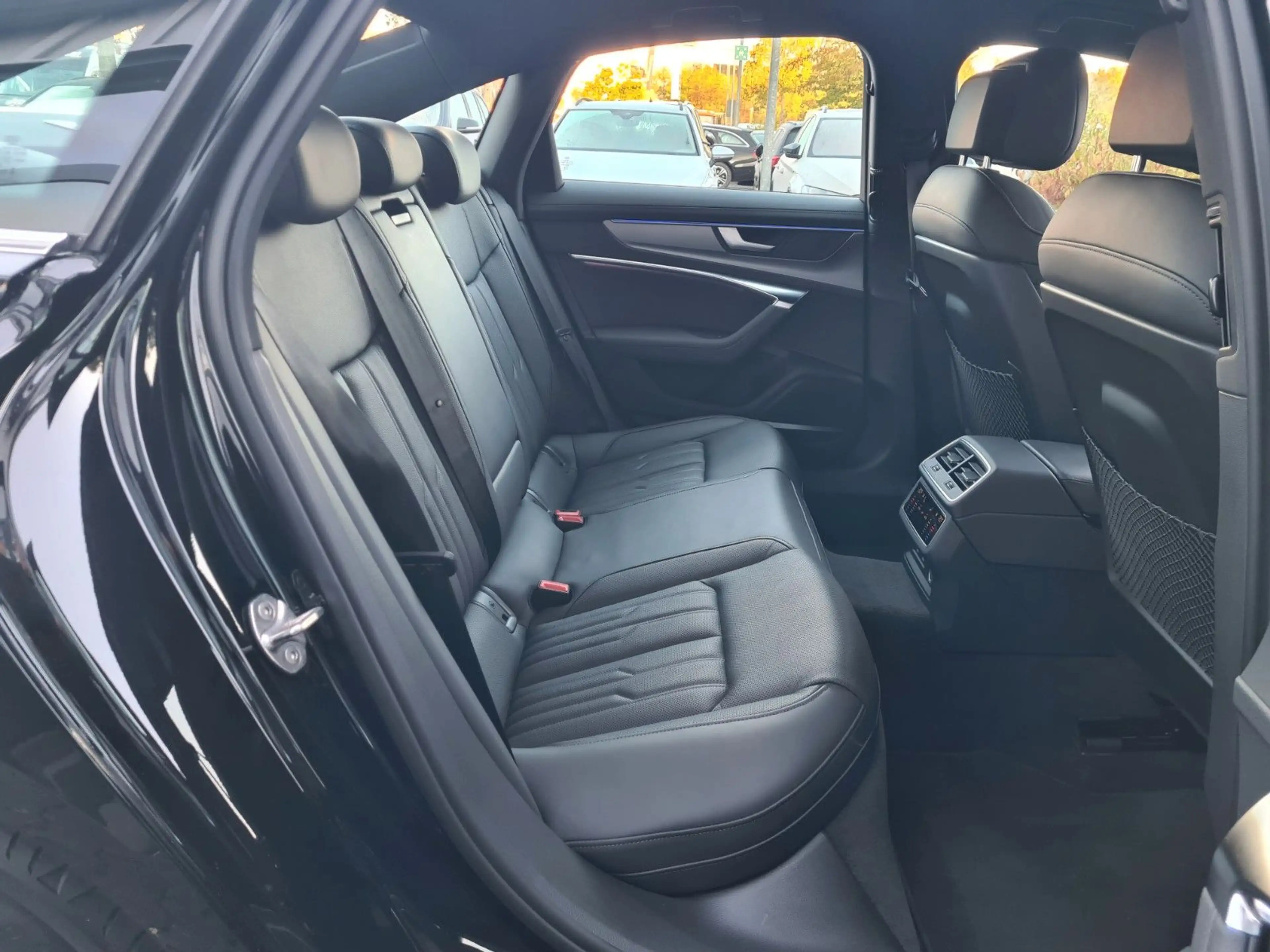 Audi A6 40 TDI design - VC - MASSAGE - HUD - B&O - — photo 15