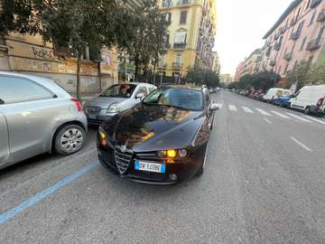 159 SW 2.4 jtdm Exclusive 200cv q-tronic