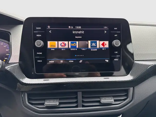 Volkswagen T-Cross view 12