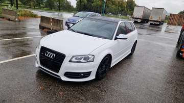 A3 2,0 TFSI quattro S-tronic