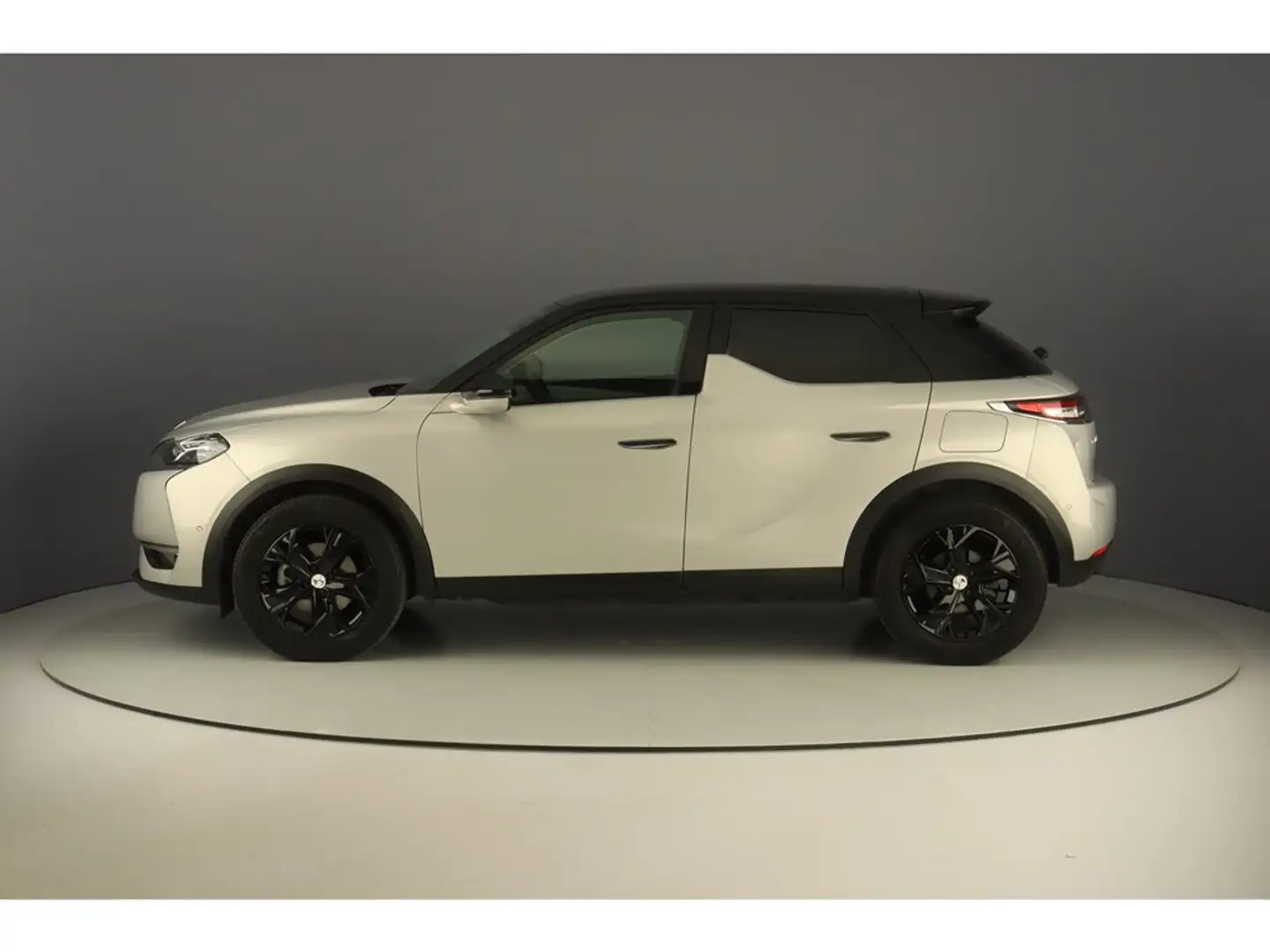DS Automobiles DS 3 Crossback E-Tense 136pk So Chic Pack Business Grigio - 2