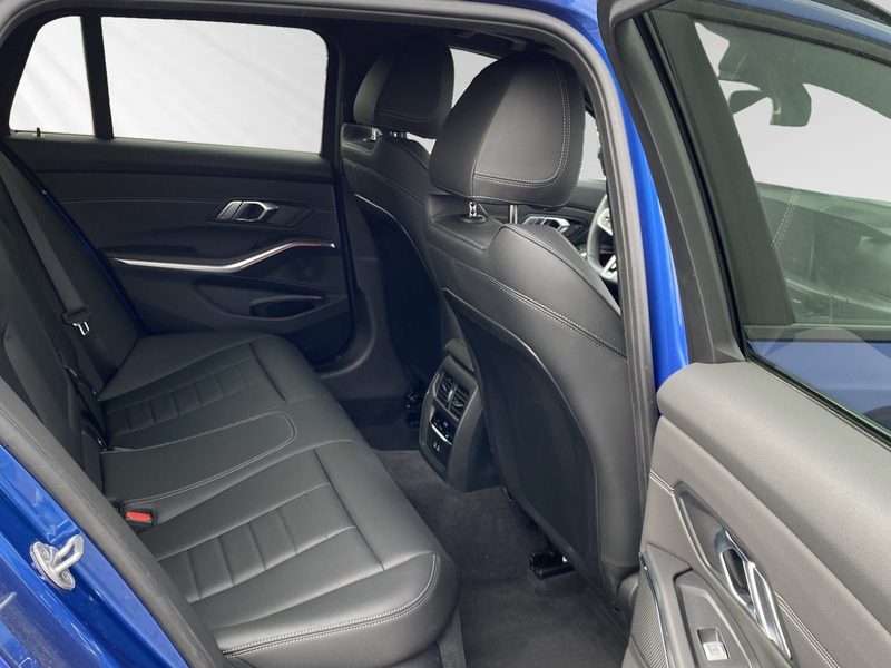 BMW 340 M340i xDrive Touring Inkl. € 1.190 Zubehörbonus* P — photo 13