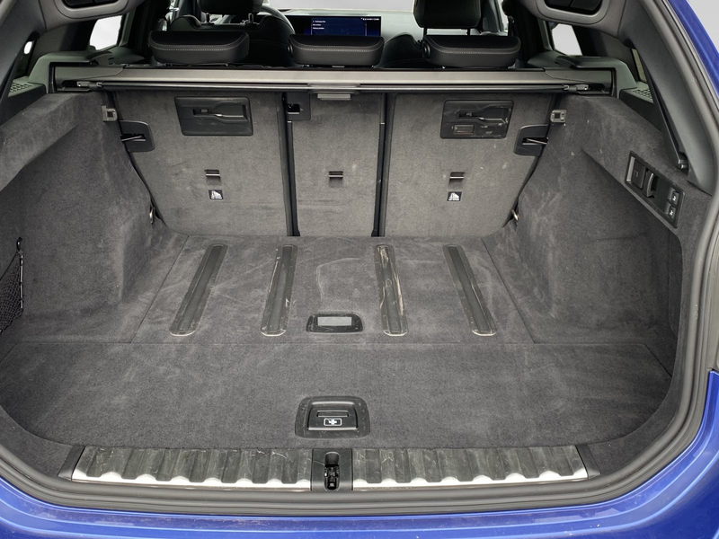 BMW 340 M340i xDrive Touring Inkl. € 1.190 Zubehörbonus* P — photo 15