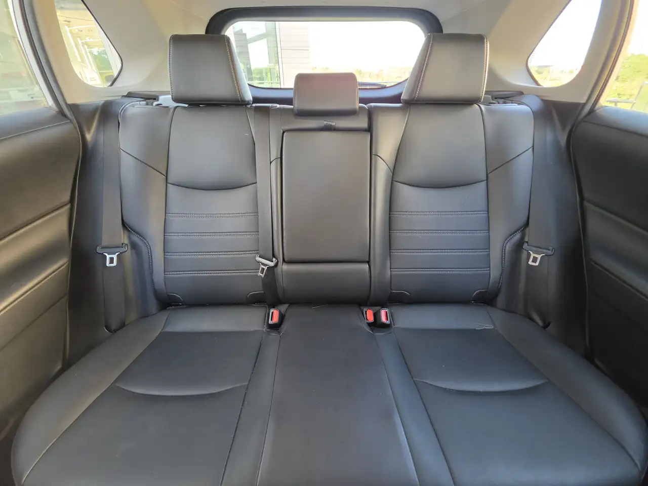 Toyota RAV 4 photo Toyota RAV 4