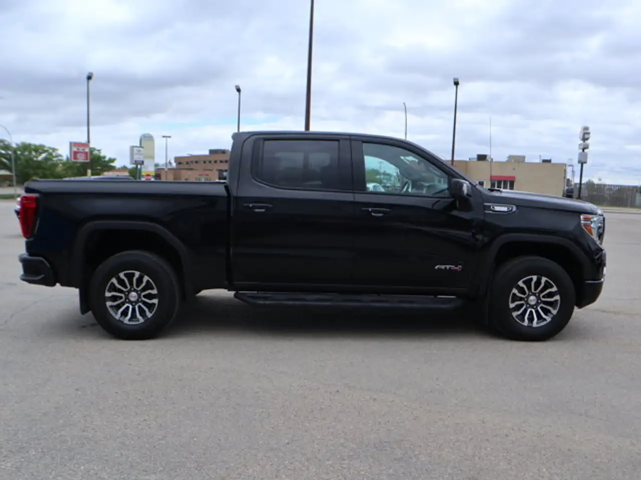 GMC Sierra 1500 photo GMC Sierra 1500